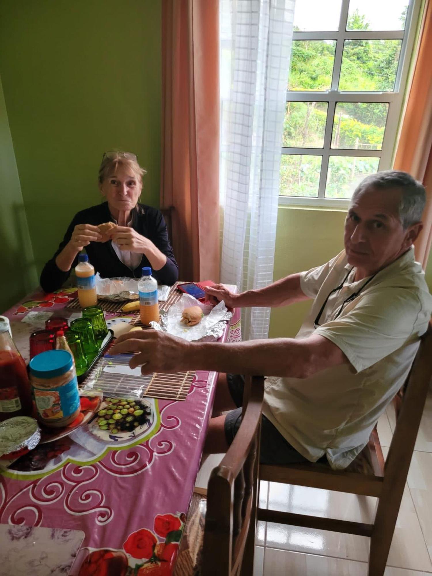 Tim'S & Mag'S Home Stay ロゾー エクステリア 写真